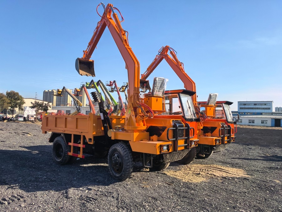 隨車挖運(yùn)輸車